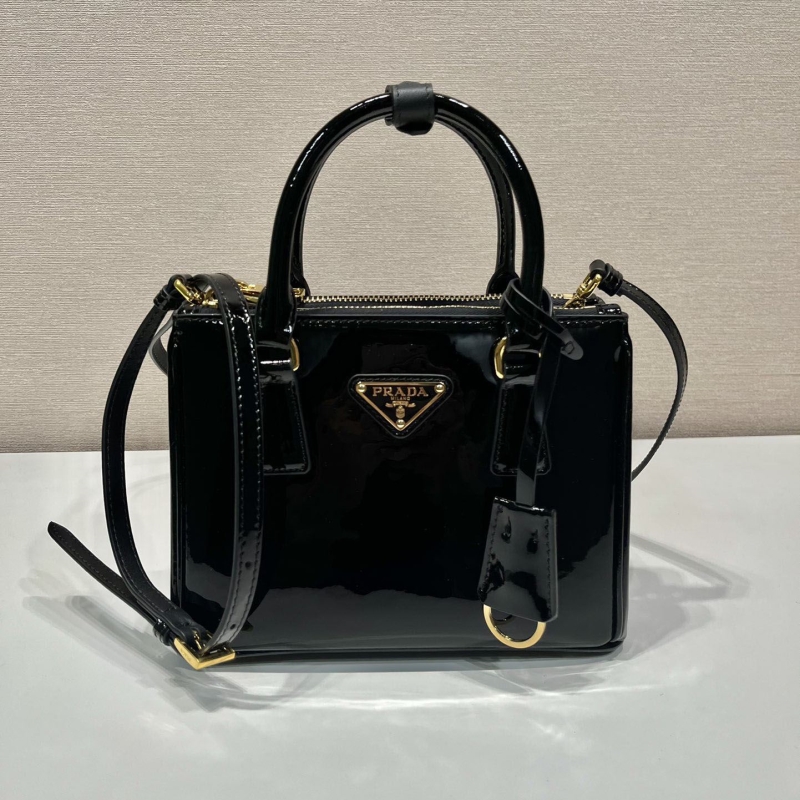 Pra*a top handle bags